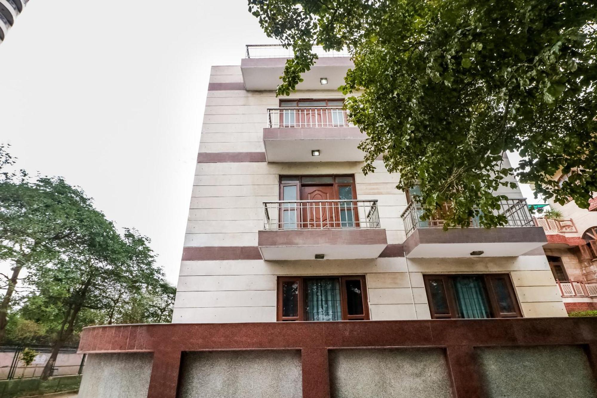 Capital O Hotel Bms Near Appu Ghar Gurgaon Exterior photo